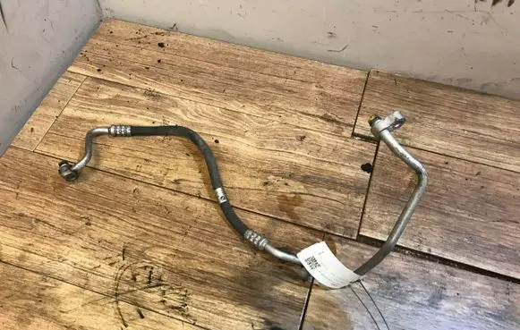 Air conditioning (A/C) pipe/hose