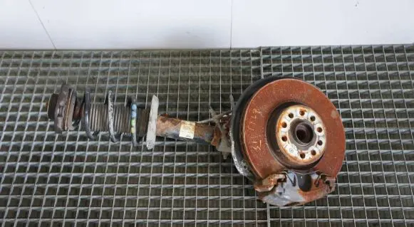 Audi TT TTS Mk2 Front wheel hub spindle knuckle