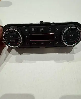 Mercedes-Benz R W251 Climate control unit a2518205289 5HB96491548 A2518700890