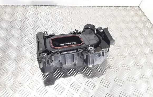 Intake resonator