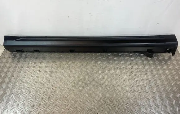 Suzuki SX4 S-Cross Sill 7724163T0