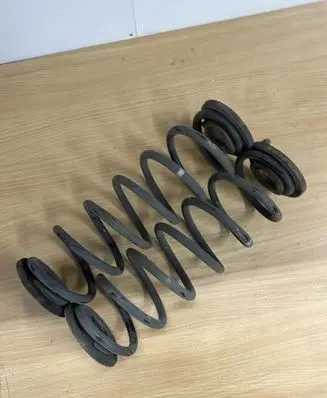 Volkswagen Golf VI Rear coil spring