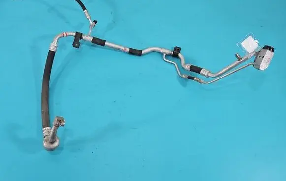 Air conditioning (A/C) pipe/hose