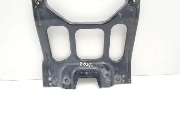 Mercedes-Benz Vito Viano W447 Radiator mount bracket A4478801003