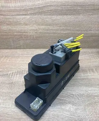 Mercedes-Benz E W210 Central locking vacuum pump 2108002448 00782836