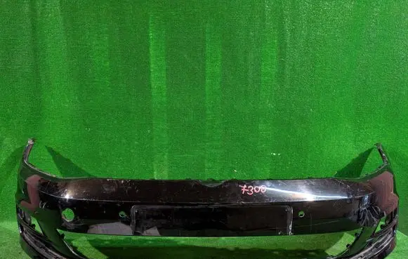Volkswagen Golf VII Front bumper