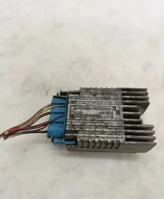 Coolant fan relay