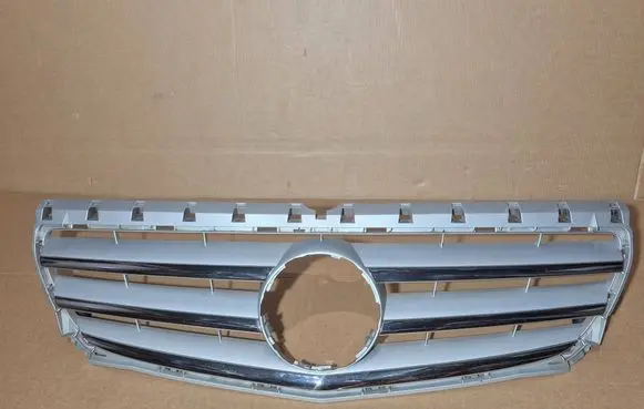 Mercedes-Benz B W246 W242 Front bumper upper radiator grill A2468880160