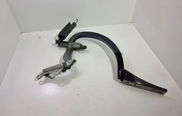 Audi A6 S6 C7 4G Tailgate/trunk/boot hinge 4G5827302B