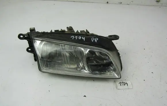 Mazda 626 Headlight/headlamp 