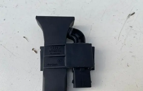 Interior temperature sensor