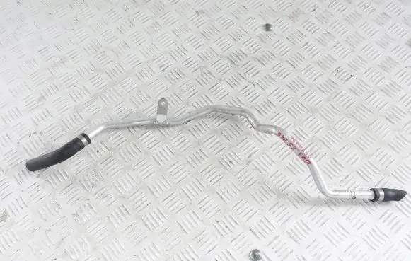 BMW X5 F15 Engine coolant pipe/hose 7646679