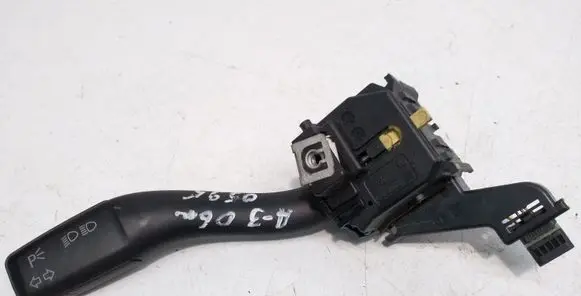 Audi A3 S3 8P Indicator stalk 8P0953513A