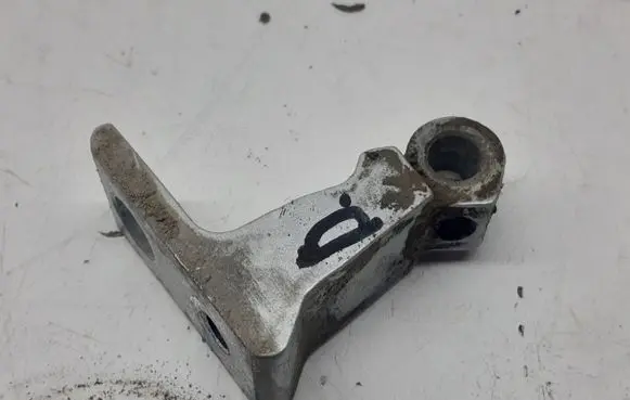 Audi A4 S4 B8 8K Rear door lower hinge 8K0831402B