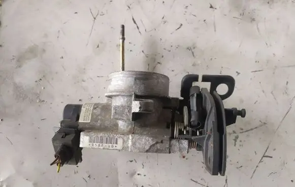 Ford Mondeo MK II Throttle body valve 95BF9B989 DA7B24A