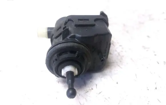 Nissan Primera Headlight level adjustment motor 7700420737