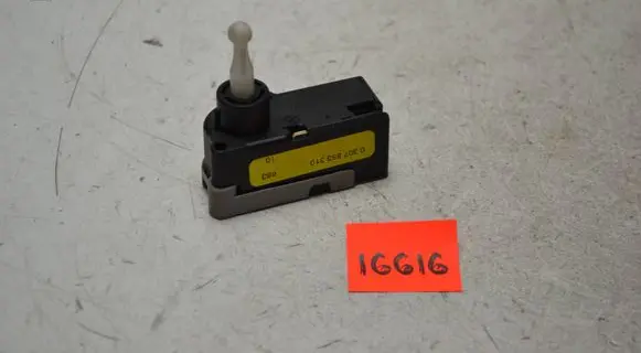 Honda Civic Headlight level adjustment motor 0307853310