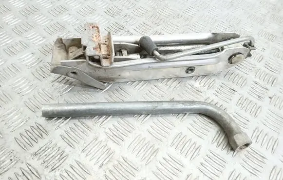 Audi A6 S6 C5 4B Lift Jack