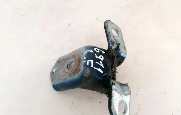 Mazda 3 II Front door upper hinge