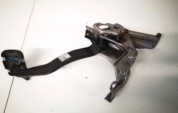 Hyundai Kona I Brake pedal 32800k4910