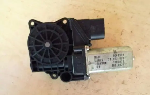 BMW 1 E81 E87 Rear door window regulator motor 71002603 Z268