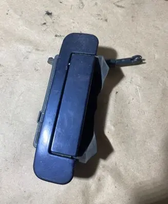Audi A8 S8 D2 4D Rear door exterior handle 4A0839205