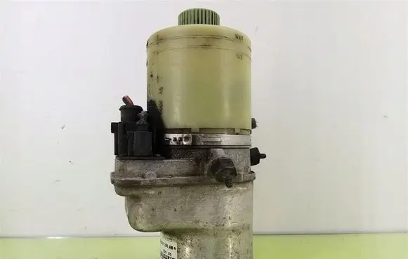 Seat Ibiza III (6L) Power steering pump 6Q0423156AB