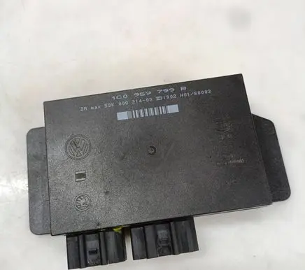 Volkswagen PASSAT B5.5 Comfort/convenience module 1C0959799B 5DK00821400