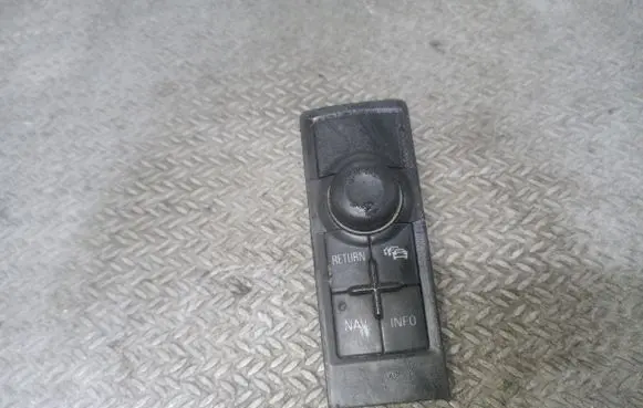Audi A4 S4 B7 8E 8H Head unit multimedia control 8E0919721