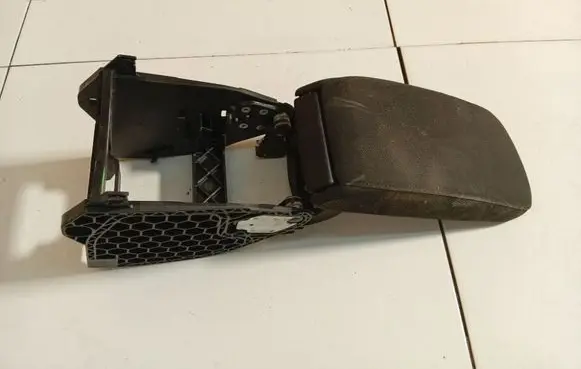 Skoda Superb B6 (3T) Armrest 3T0864207B