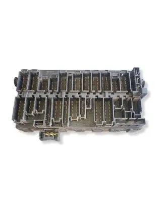 Volkswagen Multivan T4 Fuse box set 357937039
