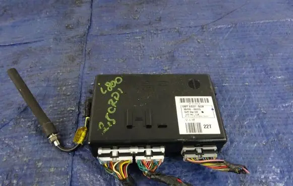 Hyundai H-1, Starex, Satellite Fuse module 954004H415