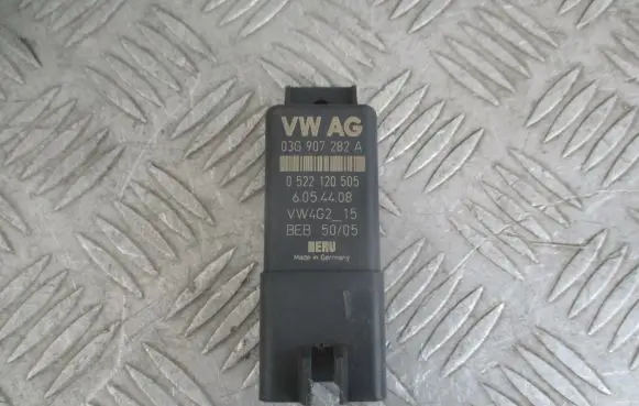 Volkswagen Touran I Other relay 03G907282A