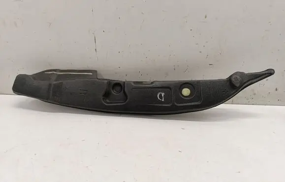 Opel Corsa F Fender end trim 