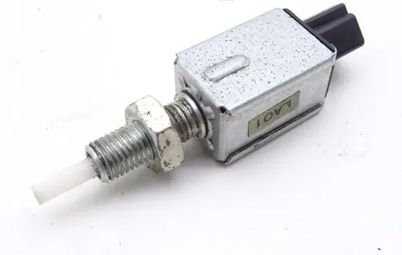 Clutch pedal sensor