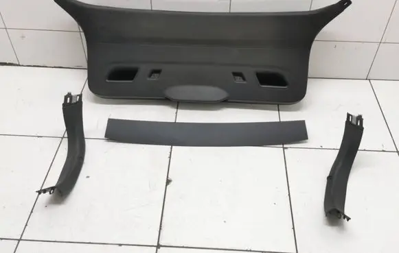 BMW 1 F20 F21 Tailgate/boot cover trim set 7239905 7239893 7239898