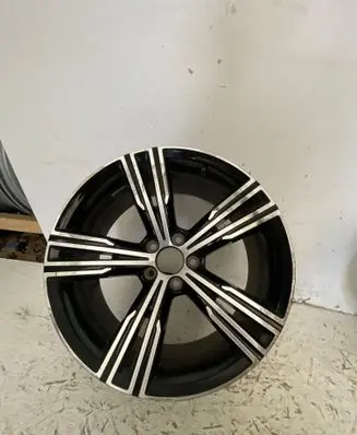Volvo S60 R19 alloy rim 32143019