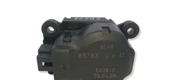 Citroen C4 I Air flap motor/actuator EAD512 B5783UA41 BEHR
