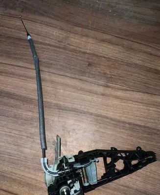 Front door exterior handle/bracket