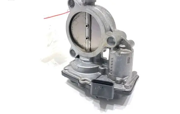 BMW 2 F44 Engine shut-off valve 7619008