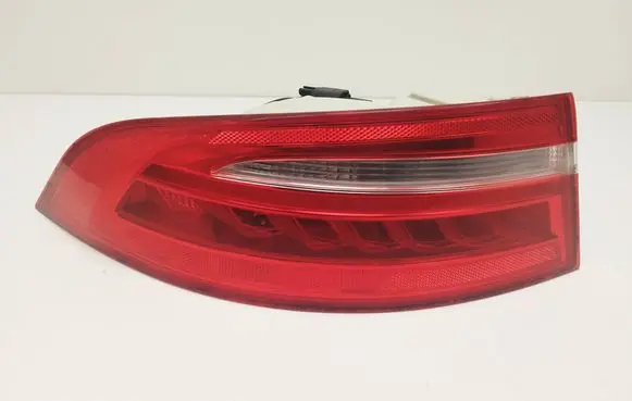 Jaguar XE Rear/tail lights 