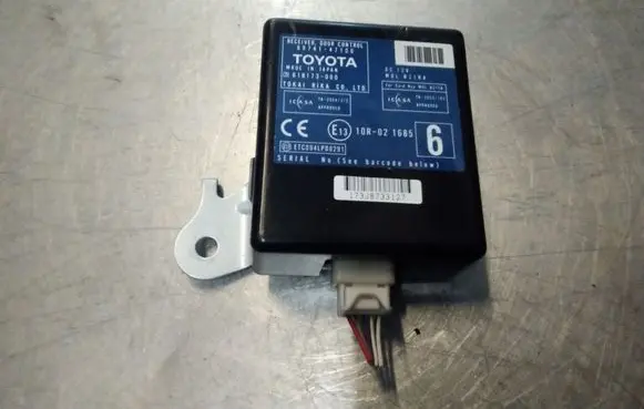 Toyota Prius (XW20) Door control unit/module 8974147100 61B173000