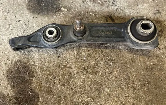 Mercedes-Benz E W211 Rear control arm