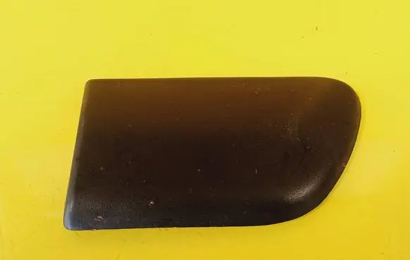 Volvo S40, V40 Front arch trim 30803407