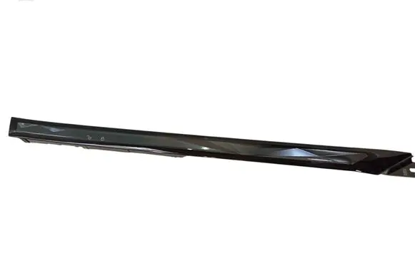 Dashboard glove box trim