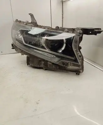 Toyota Land Cruiser (J150) Headlight/headlamp
