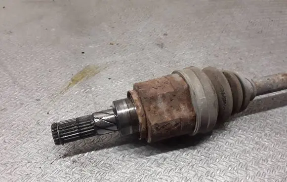 Nissan X-Trail T30 Rear driveshaft 