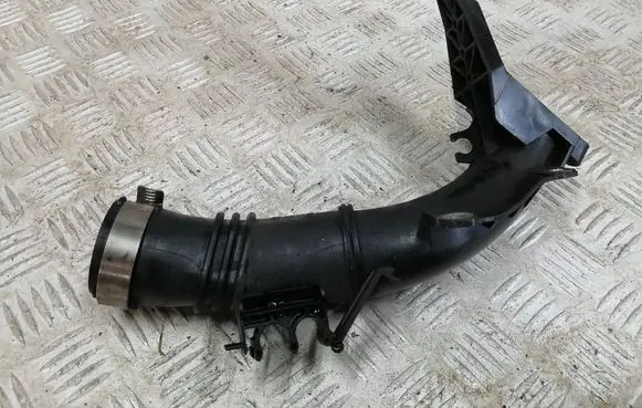 Ford C-MAX II Intercooler hose/pipe AV6Q9351BB