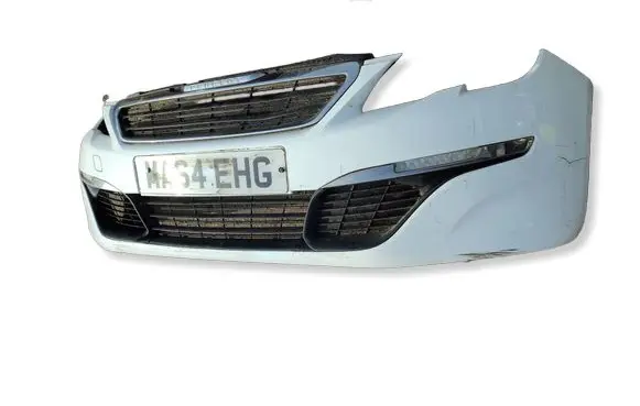 Peugeot 308 Front bumper 