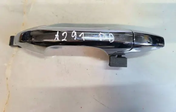 Honda CR-V Front door exterior handle